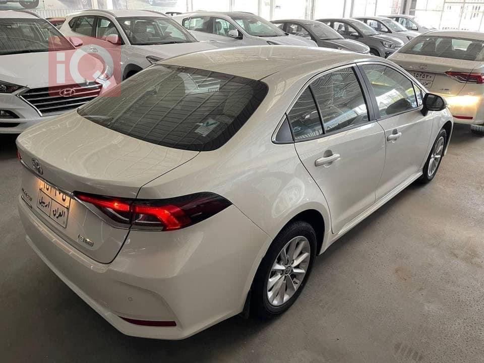 تۆیۆتا کۆرۆلا